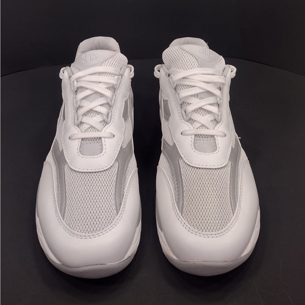 SAS White and Gray Sneakers size 11 N pre owned Exellent condition